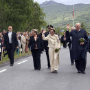King Harald and Queen Sonja arrive in Vang  (Foto: © AASTA BØRTE) 